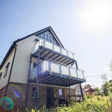 Traumferienhaus Bergblick Mittelndorf, Bis Zu 8 Personen, Sauna, Grill Feriehus *