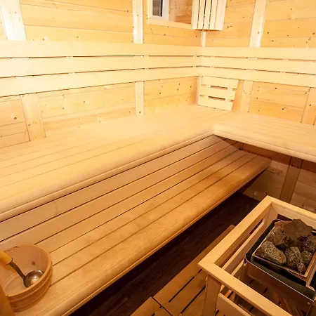 Traumferienhaus Bergblick Mittelndorf, Bis Zu 8 Personen, Sauna, Grill Holiday home Sebnitz