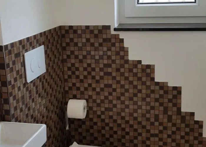 Traumferienhaus Bergblick Mittelndorf, Bis Zu 8 Personen, Sauna, Grill * Зебниц